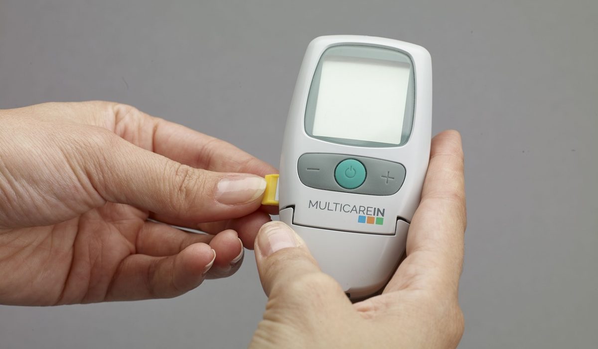 glucometer-5977168_1280